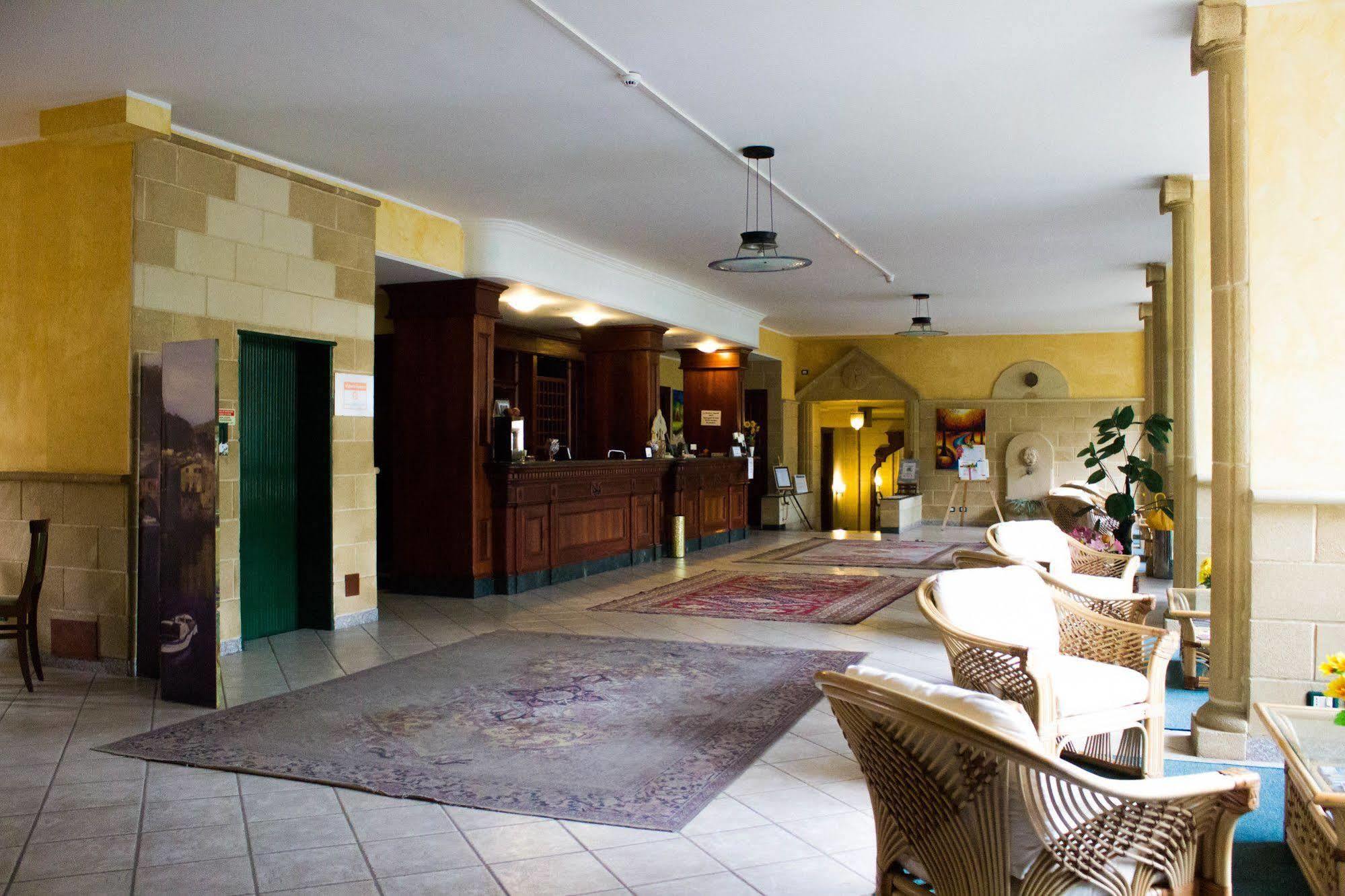 Hotel Salus Godiasco Exterior foto